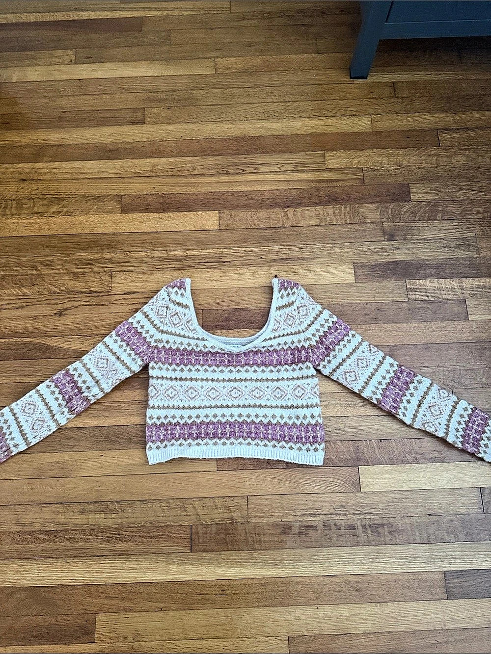 Women's Geometric Cropped Sweater